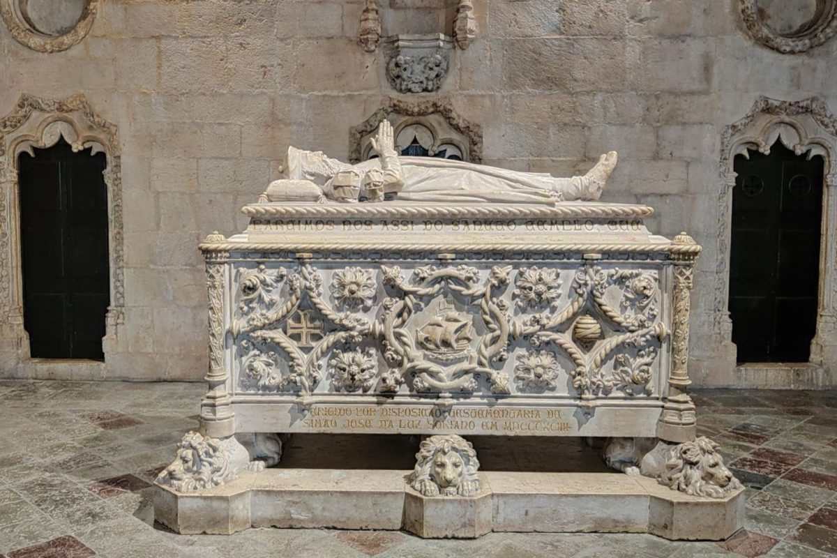 Kom el‑Dikka vs Catacombes de Kom el‑Shoqafa