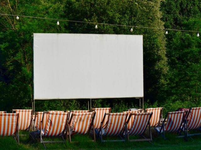 Pourquoi le festival ‘Un pays Un film’ à Issoire est incontournable